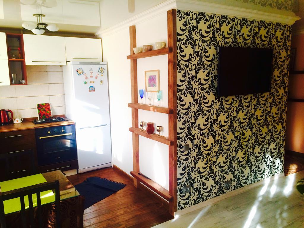 Apartment Ushakova 16 Днепр Экстерьер фото