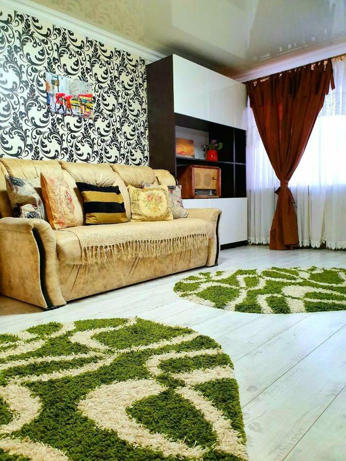 Apartment Ushakova 16 Днепр Экстерьер фото